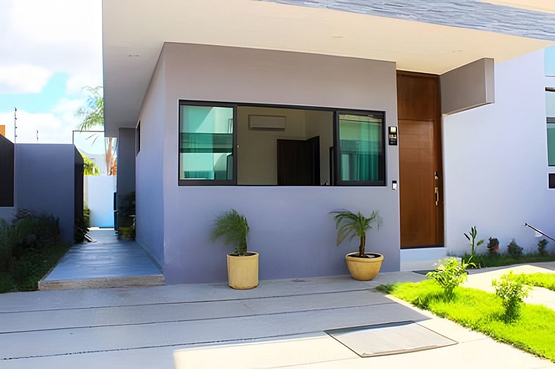 Casa Bella 3 bedrooms, 2 bath, Pool and parking