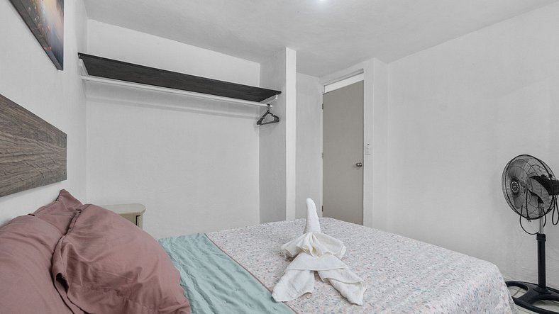 Casa Cozy, 2 cuartos, 4 camas, 2 baños y parking