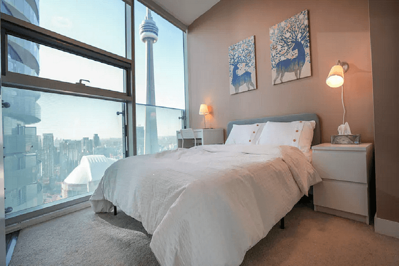 Luxury 2Bed+2Bath in the heart of Downtown